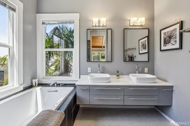 102 Santa Marina Street, San Francisco, CA 94110