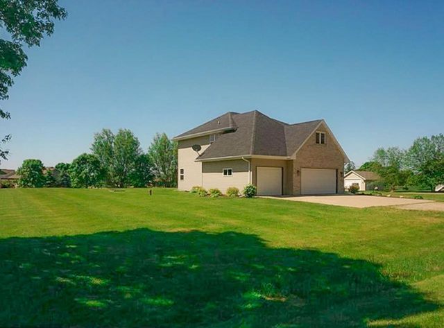 W7571 VELMA LANE, Greenville, WI 54942