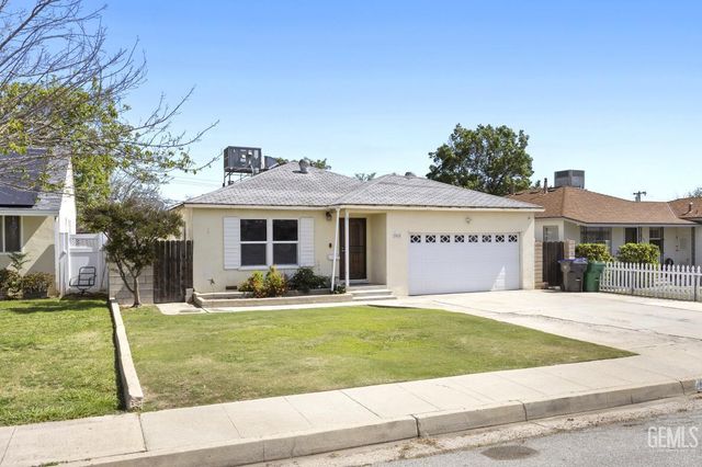 2008 Esther Drive, Bakersfield, CA 93308