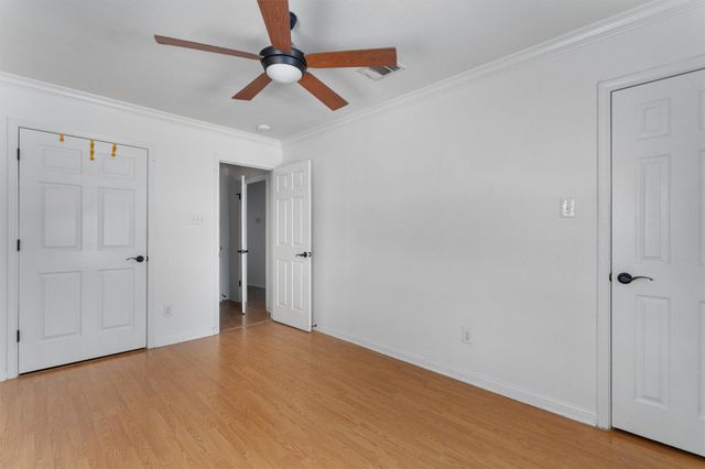 2710 E 3rd ST, Austin, TX 78702
