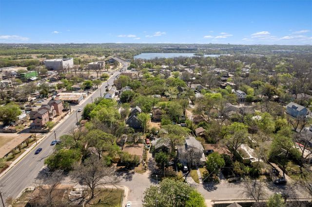 2710 E 3rd ST, Austin, TX 78702