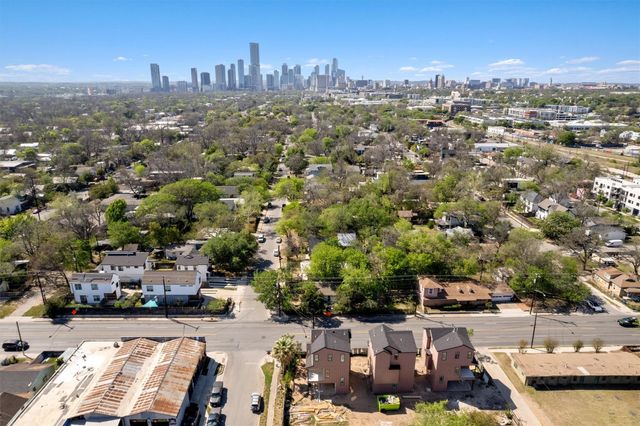 2710 E 3rd ST, Austin, TX 78702