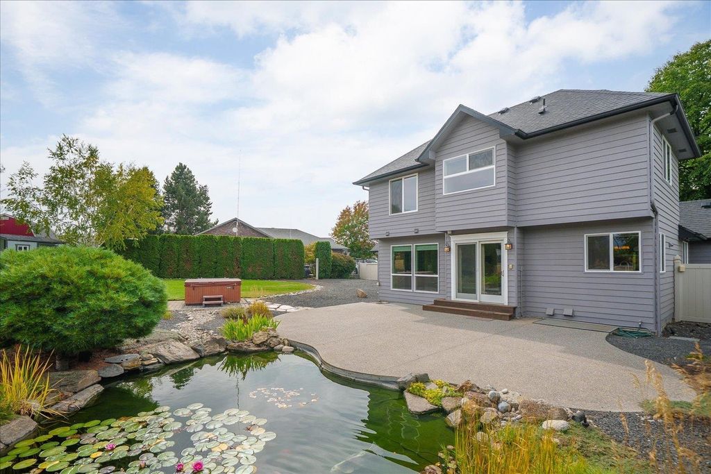805 S Harmony Rd, Greenacres, WA 99016 photo 4
