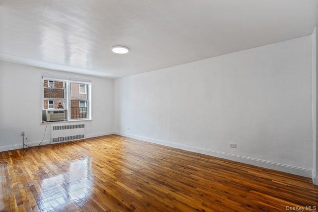 67-25 Dartmouth Street 6D, Forest Hills, NY 11375