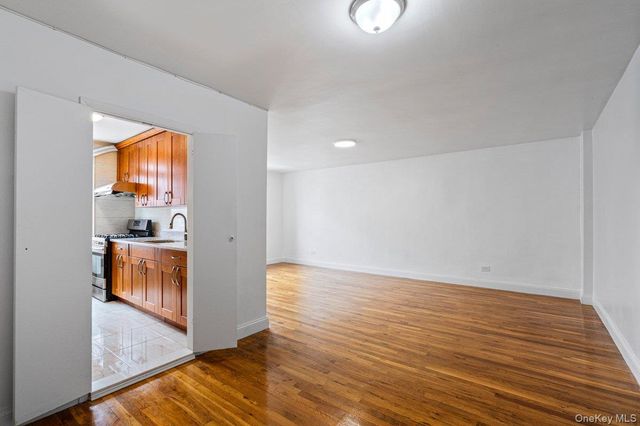 67-25 Dartmouth Street 6D, Forest Hills, NY 11375