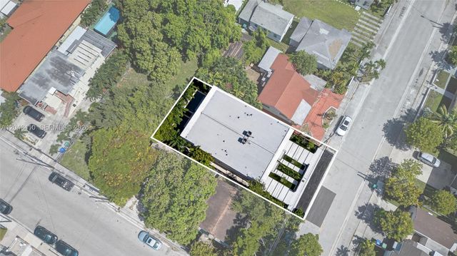 1032 SW 11th Ave, Miami, FL 33130