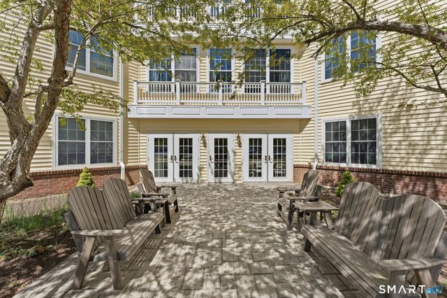 2590 Gold Star Highway 208, Groton, CT 06355