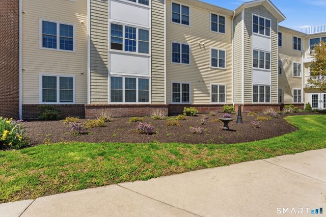 2590 Gold Star Highway 208, Groton, CT 06355