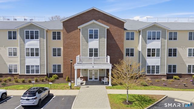 2590 Gold Star Highway 208, Groton, CT 06355