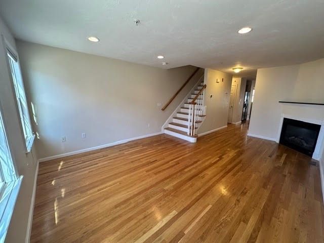 47 Alder St 4, Waltham, MA 02453