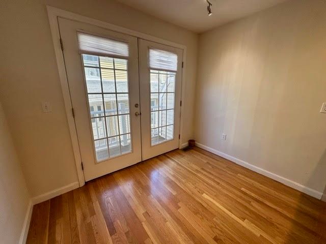 47 Alder St 4, Waltham, MA 02453