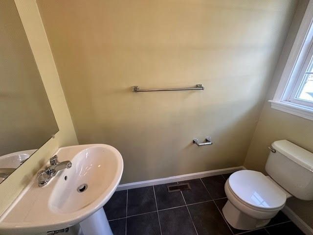 47 Alder St 4, Waltham, MA 02453