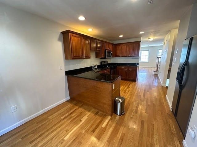 47 Alder St 4, Waltham, MA 02453