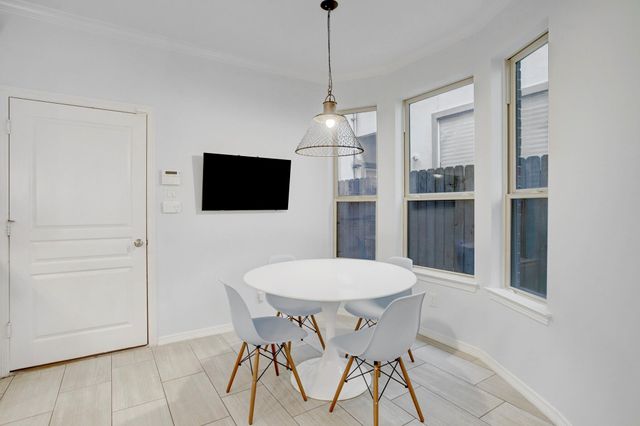 4230 Drake Street, Houston, TX 77005