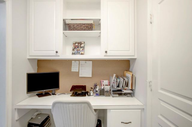 4230 Drake Street, Houston, TX 77005