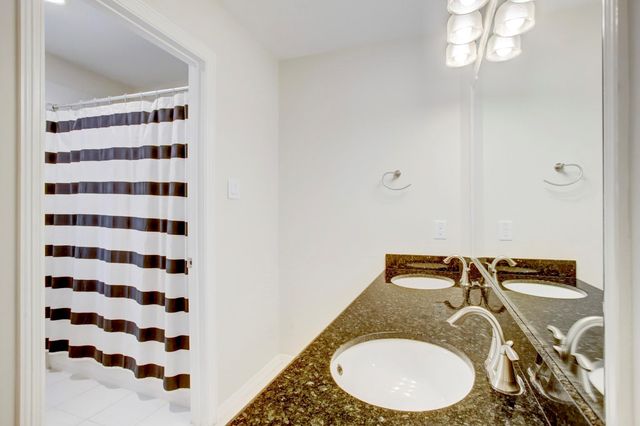 4230 Drake Street, Houston, TX 77005