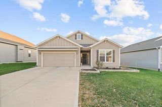 25179 W 142nd Street, Olathe, KS 66061