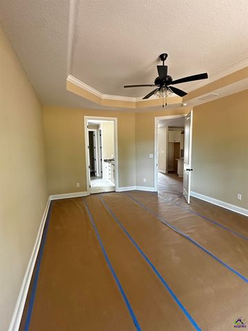 1 Pleasant Oaks Drive, Perry, GA 31069