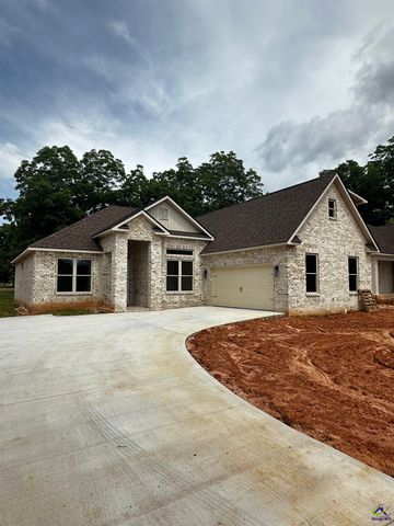 1 Pleasant Oaks Drive, Perry, GA 31069