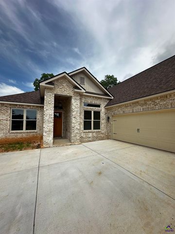 1 Pleasant Oaks Drive, Perry, GA 31069