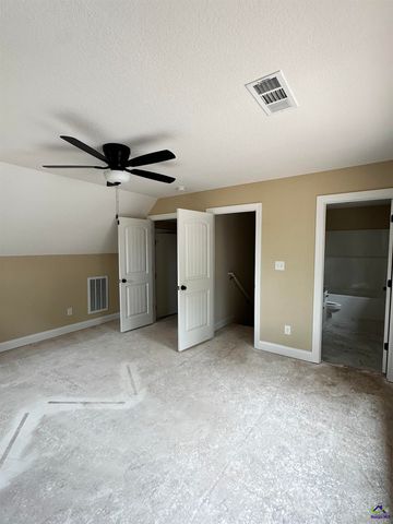 1 Pleasant Oaks Drive, Perry, GA 31069