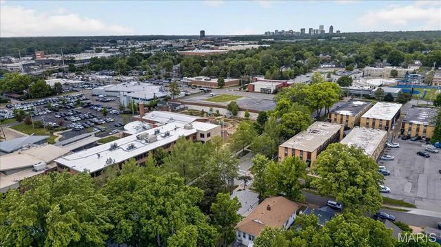 7574 Ellis Avenue, Maplewood, MO 63143
