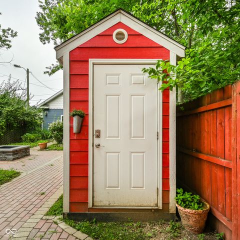 1156 Spruce Street, Indianapolis, IN 46203