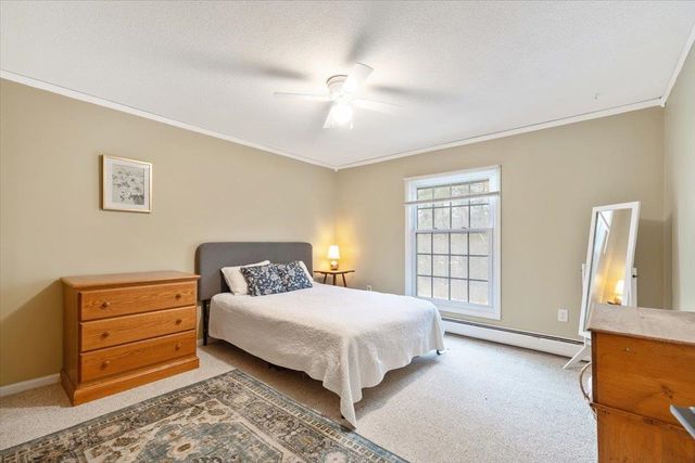 100 Kennedy Dr Apt 37, South Burlington, VT 05403