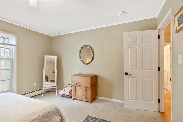 100 Kennedy Dr Apt 37, South Burlington, VT 05403