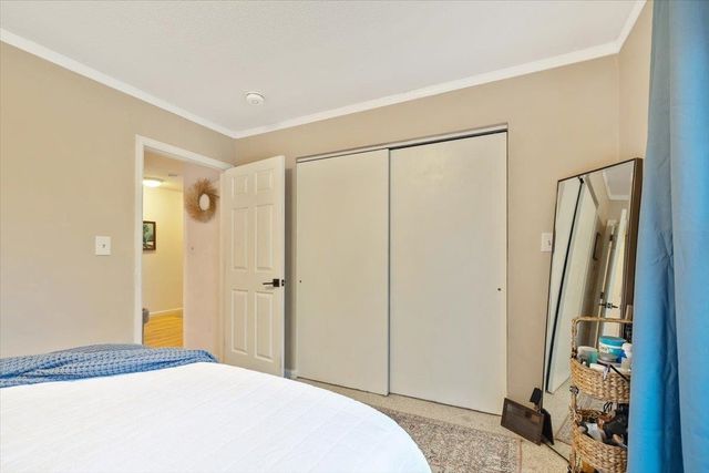 100 Kennedy Dr Apt 37, South Burlington, VT 05403