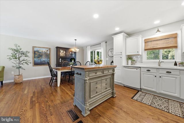 1339 AVA RD, Severn, MD 21144
