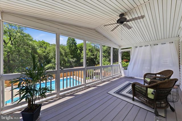 1339 AVA RD, Severn, MD 21144