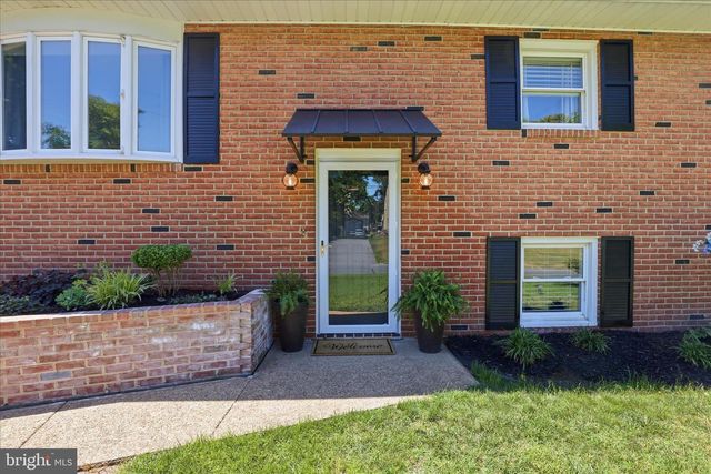1339 AVA RD, Severn, MD 21144