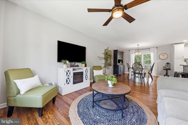 1339 AVA RD, Severn, MD 21144