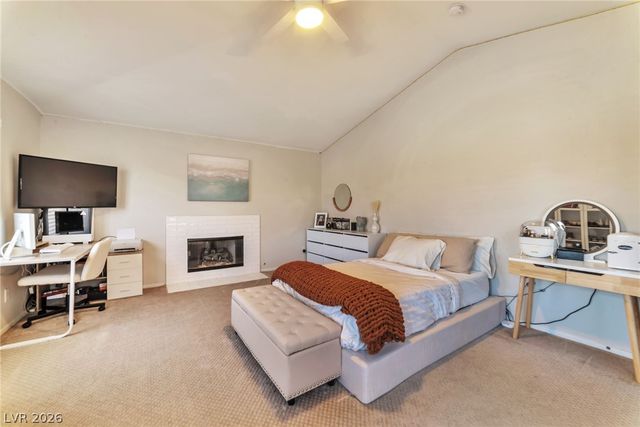1021 Moorpoint Drive, North Las Vegas, NV 89031