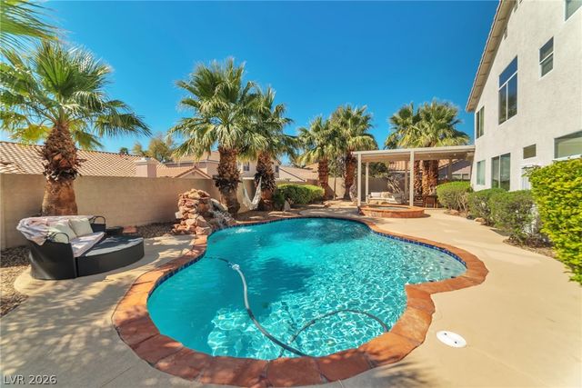1021 Moorpoint Drive, North Las Vegas, NV 89031