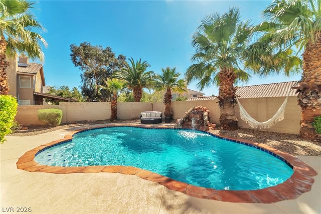 1021 Moorpoint Drive, North Las Vegas, NV 89031