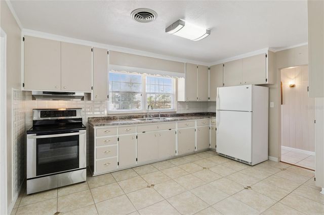 235 RIDGE MANOR DRIVE, Lake Wales, FL 33853