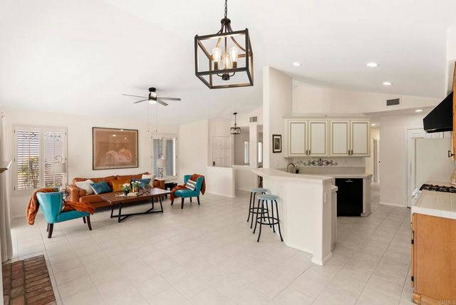 1241 Pearlbush Court, El Cajon, CA 92019