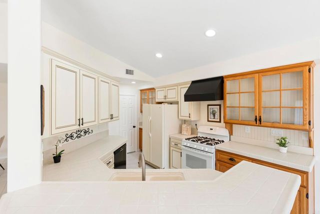 1241 Pearlbush Court, El Cajon, CA 92019