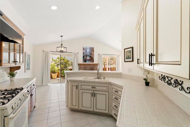 1241 Pearlbush Court, El Cajon, CA 92019