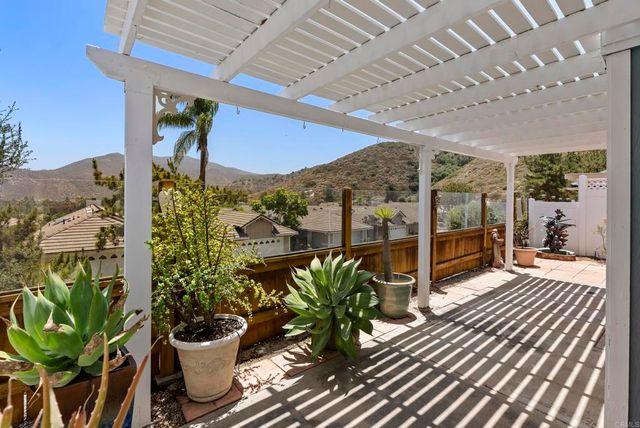 1241 Pearlbush Court, El Cajon, CA 92019