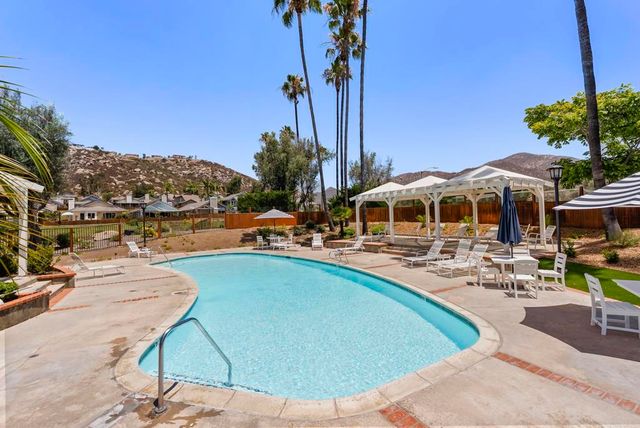 1241 Pearlbush Court, El Cajon, CA 92019