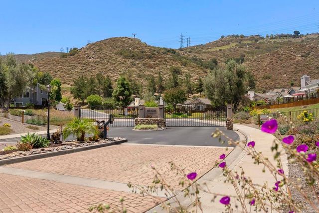1241 Pearlbush Court, El Cajon, CA 92019