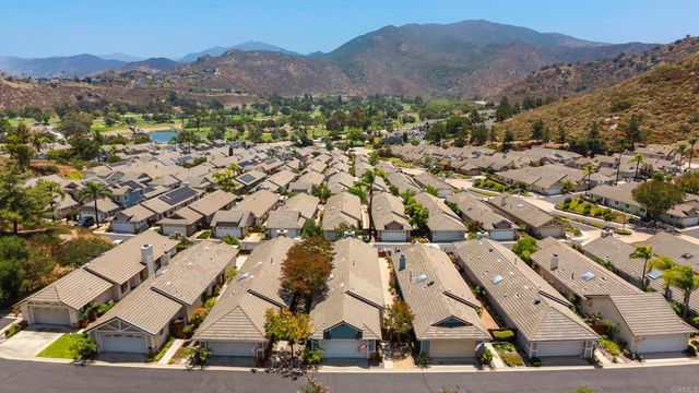 1241 Pearlbush Court, El Cajon, CA 92019