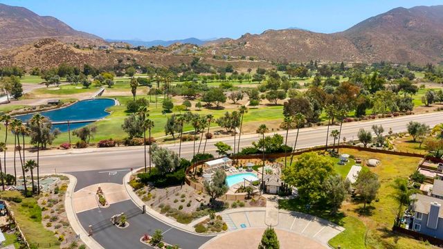 1241 Pearlbush Court, El Cajon, CA 92019