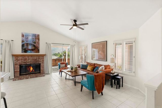 1241 Pearlbush Court, El Cajon, CA 92019