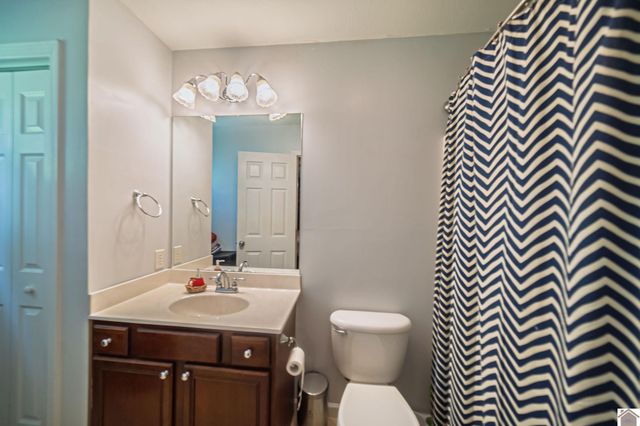 1611 Creekside Dr., Paducah, KY 42003