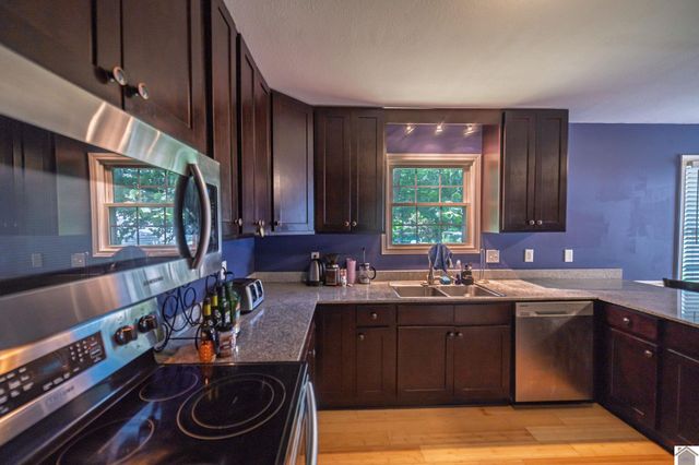 1611 Creekside Dr., Paducah, KY 42003