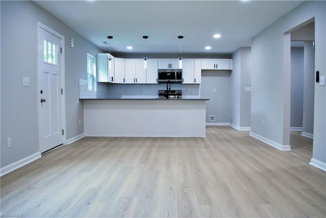 421 Webb Street, Mebane, NC 27302